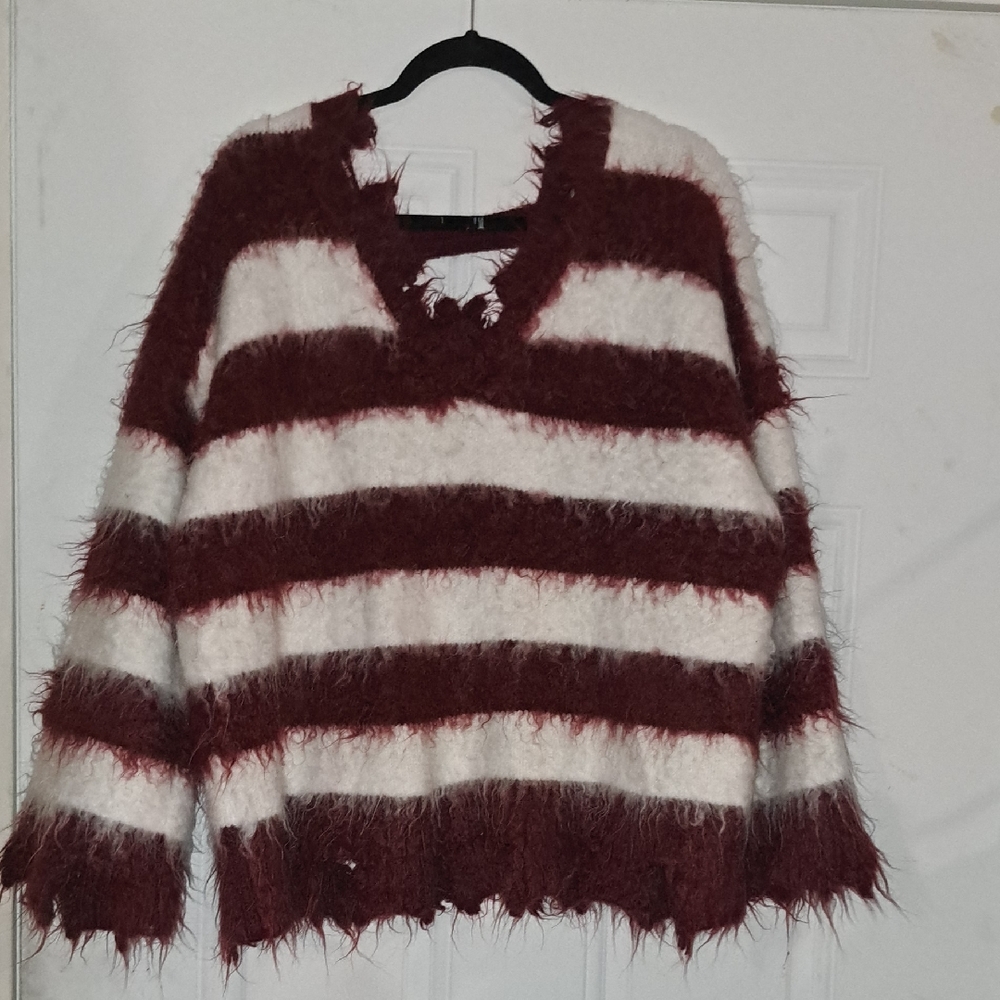 POL Burgundy and White Fuzzy V-Neck Sweater